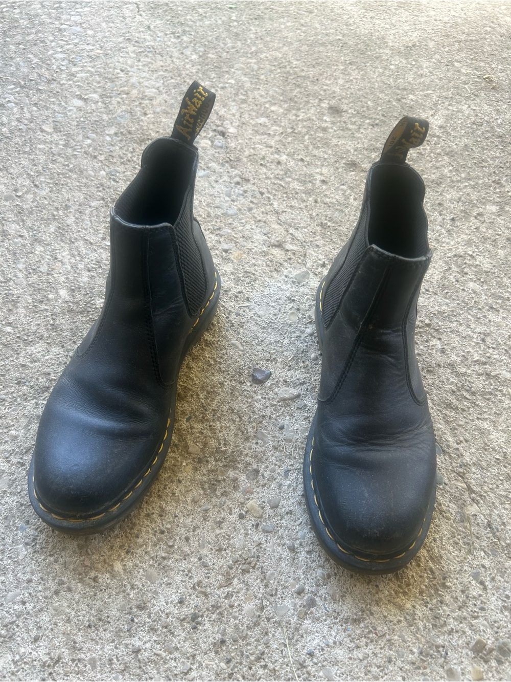 Dr. Martens Black Leather Chukka Boots with Yellow Stitching Sz 9